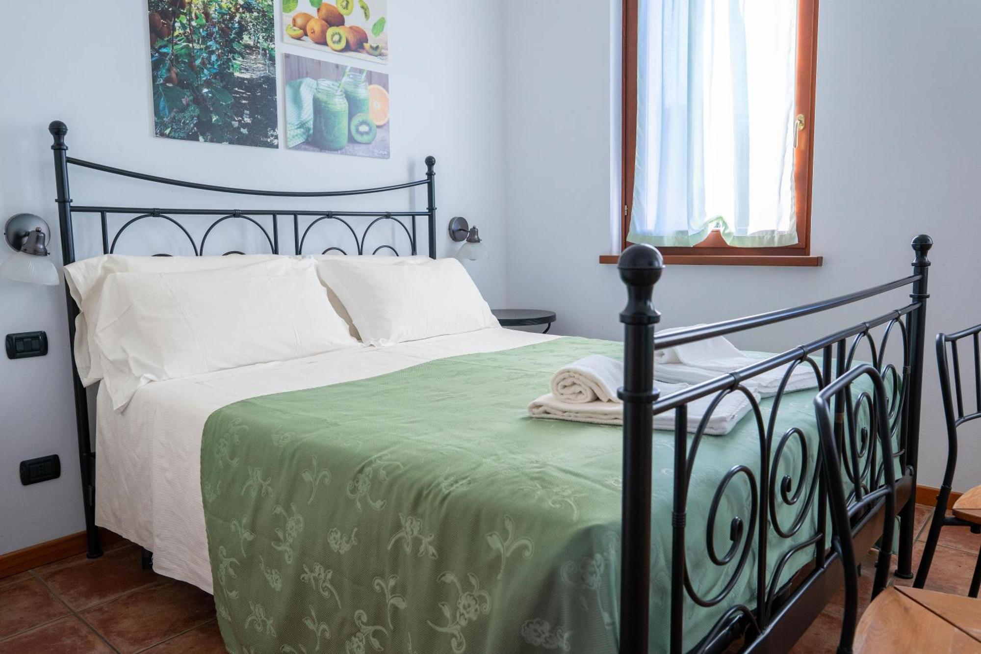 Agriturismo Il Giardino Degli Ulivi ลาซีเซ ภายนอก รูปภาพ