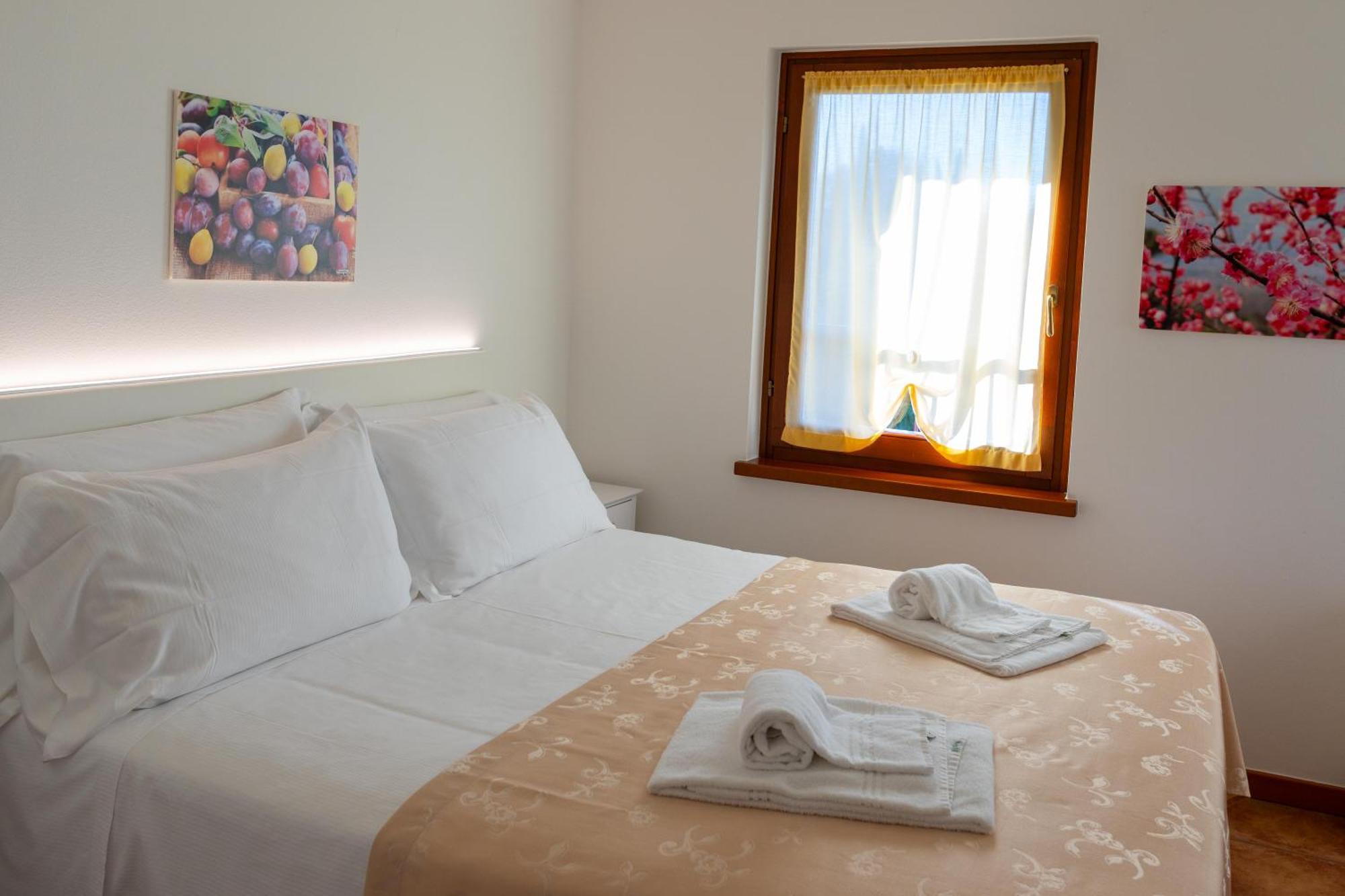 Agriturismo Il Giardino Degli Ulivi ลาซีเซ ภายนอก รูปภาพ